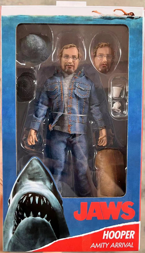 Jaws Matt Hooper (Amity Arrival Version) 8" Scale Clothed Figure