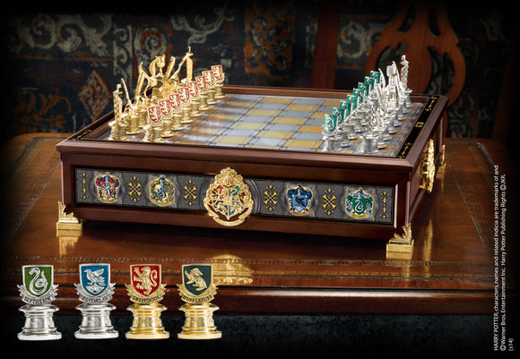 Noble Collection Harry Potter Quidditch Deluxe Chess Set