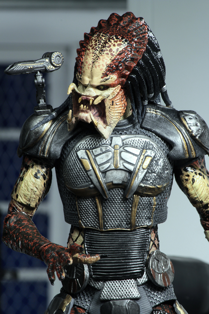 (NECA) Predator (2018) - 7" Scale Action Figure - Ultimate Fugitive Predator