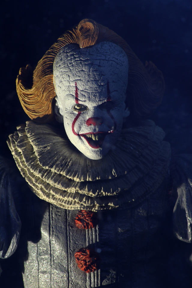 (NECA) IT Chapter 2 – 7″ Scale Action Figure – Ultimate Pennywise (2019)
