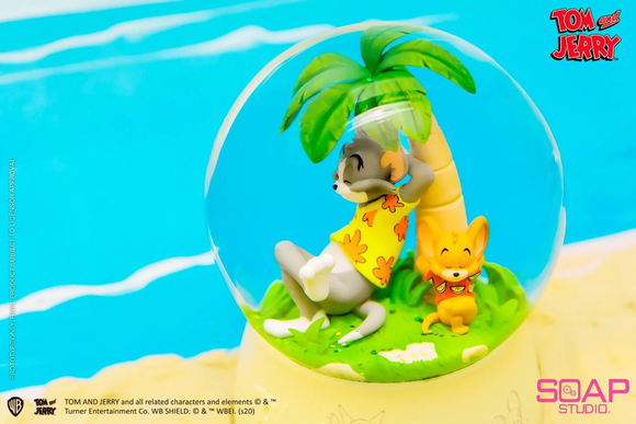 Soap Studio Tom and Jerry Tropical Oasis Snow Globe