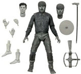 Universal Monsters - 7" Action Fig - Wolf Man Ultimate B/W