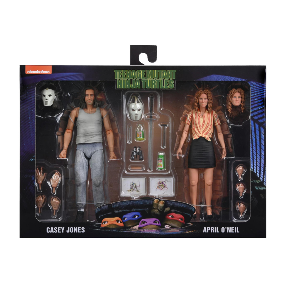 Teenage Mutant Ninja Turtles (1990 Movie) - 7" Scale-Action Figure - April O'Neil & Casey Jones Farm 2 Pack