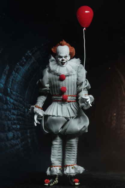 (NECA) IT - 8" Clothed Action Figure - Pennywise (2017)