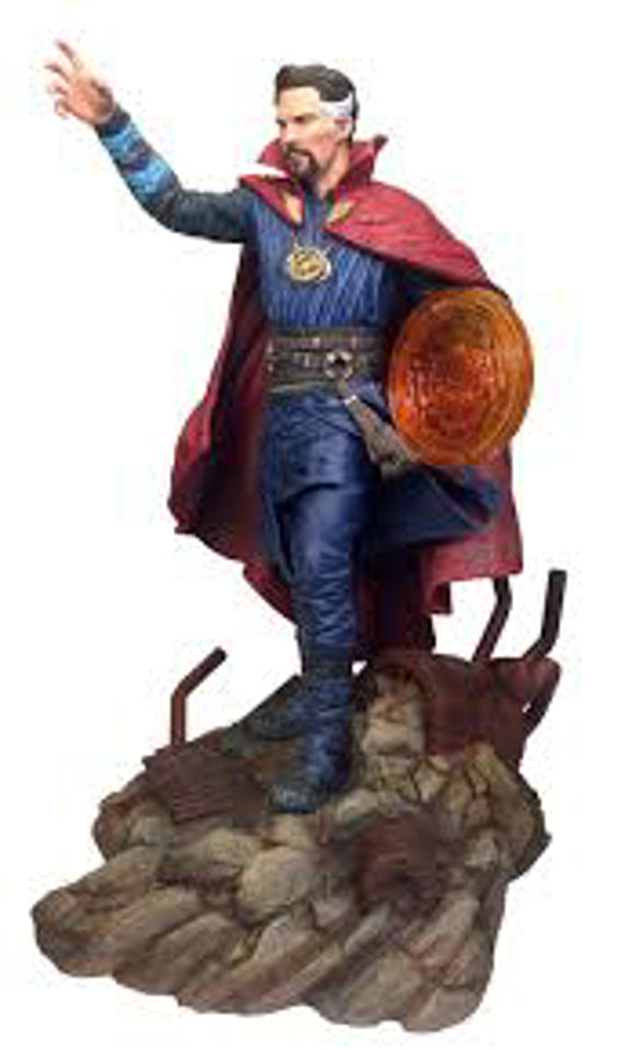 MARVEL GALLERY AVENGERS 3 DR STRANGE PVC FIGURE