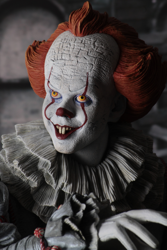 (NECA) IT - 1/4 Scale Action Figure - Pennywise (Skarsgård)