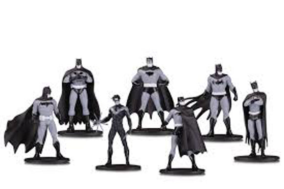 BATMAN BLACK & WHITE MINI PVC FIGURE 7 PACK SET 1 (DEC180670)