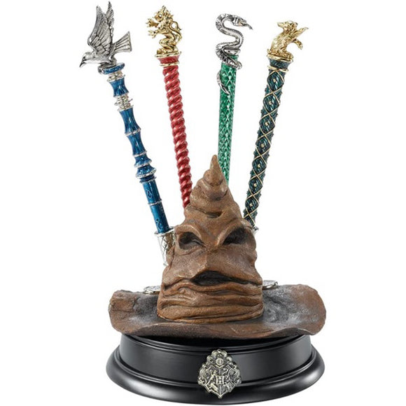 Noble Collection Harry Potter Sorting Hat Pen Display