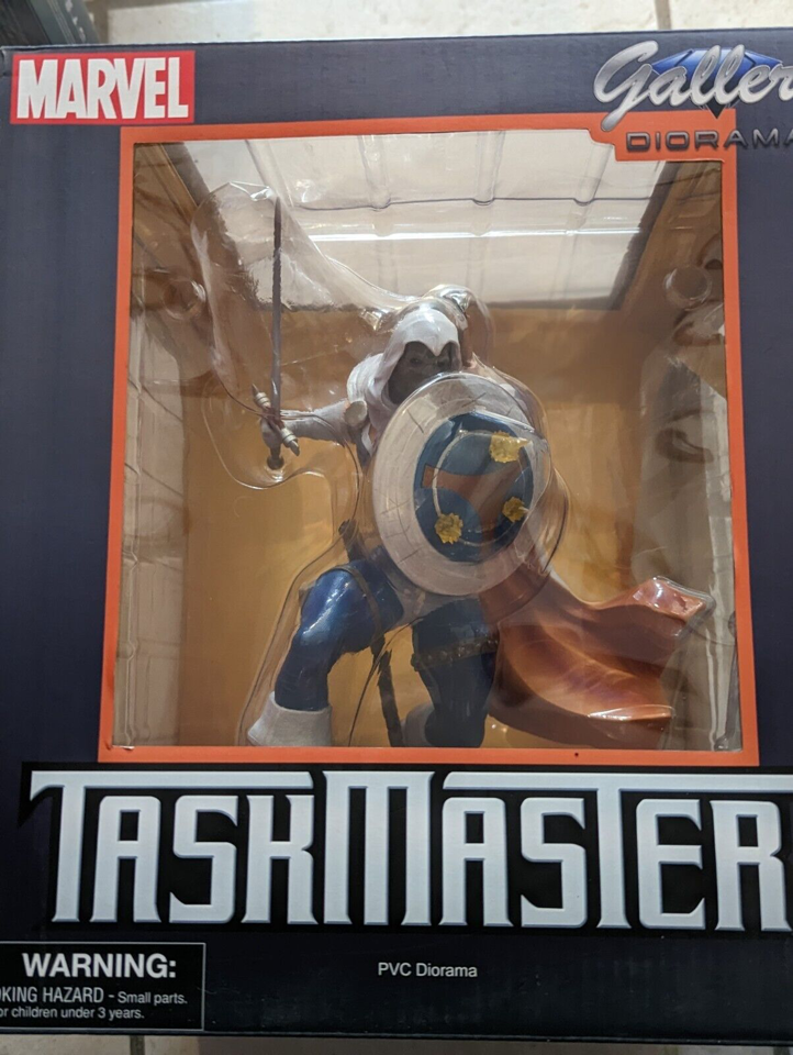 Diamond Select Taskmaster Marvel Gallery Comic Statue – Neverland Toys ...