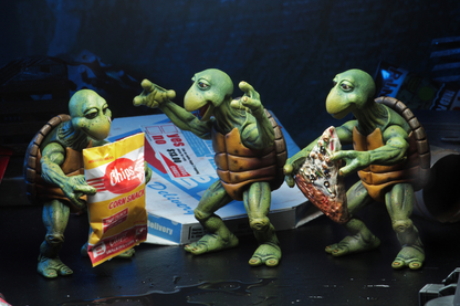 (NECA) Teenage Mutant Ninja Turtles (1990 Movie) - 1/4 Scale Action Figures - Baby Turtles Accessory Set